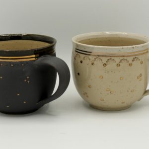 Töpferei Drehwurm Tasse bauchig gold