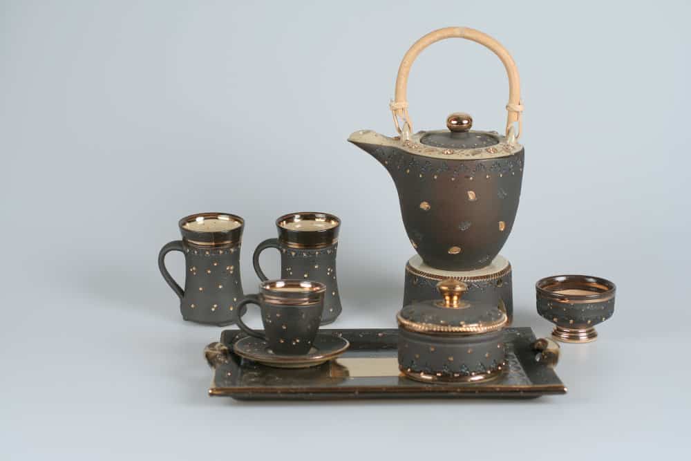 Töpferei Drehwurm Teeservice Kanne Tassen Espressotasse Stövchen Teeschale Tablett